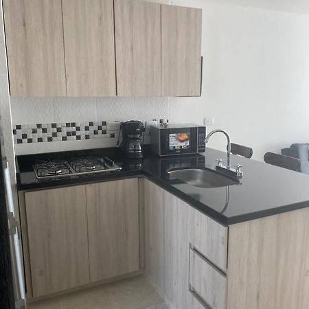 Appartamento Apartaestudio Amoblado Con Excelente Ubicacion Pereira Esterno foto