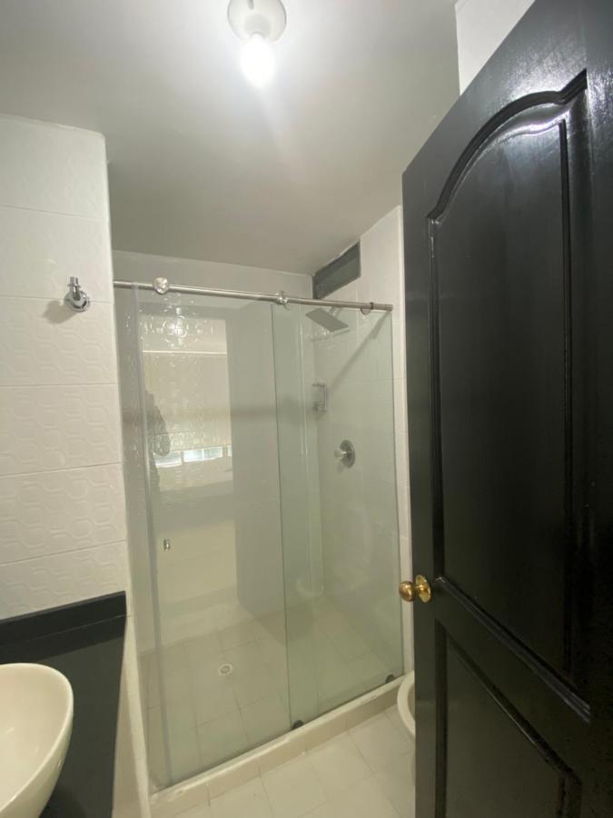 Appartamento Apartaestudio Amoblado Con Excelente Ubicacion Pereira Esterno foto