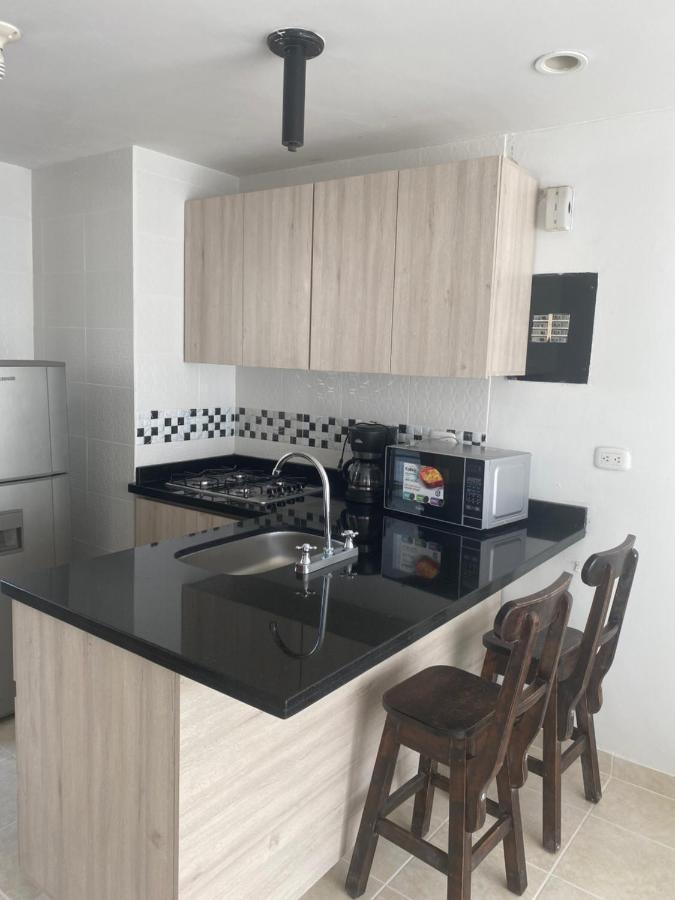 Appartamento Apartaestudio Amoblado Con Excelente Ubicacion Pereira Esterno foto